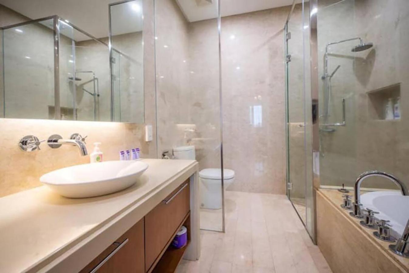 Tree Premier Suite Strait Quay Luxury Marina Suite Tanjung Tokong Luaran gambar